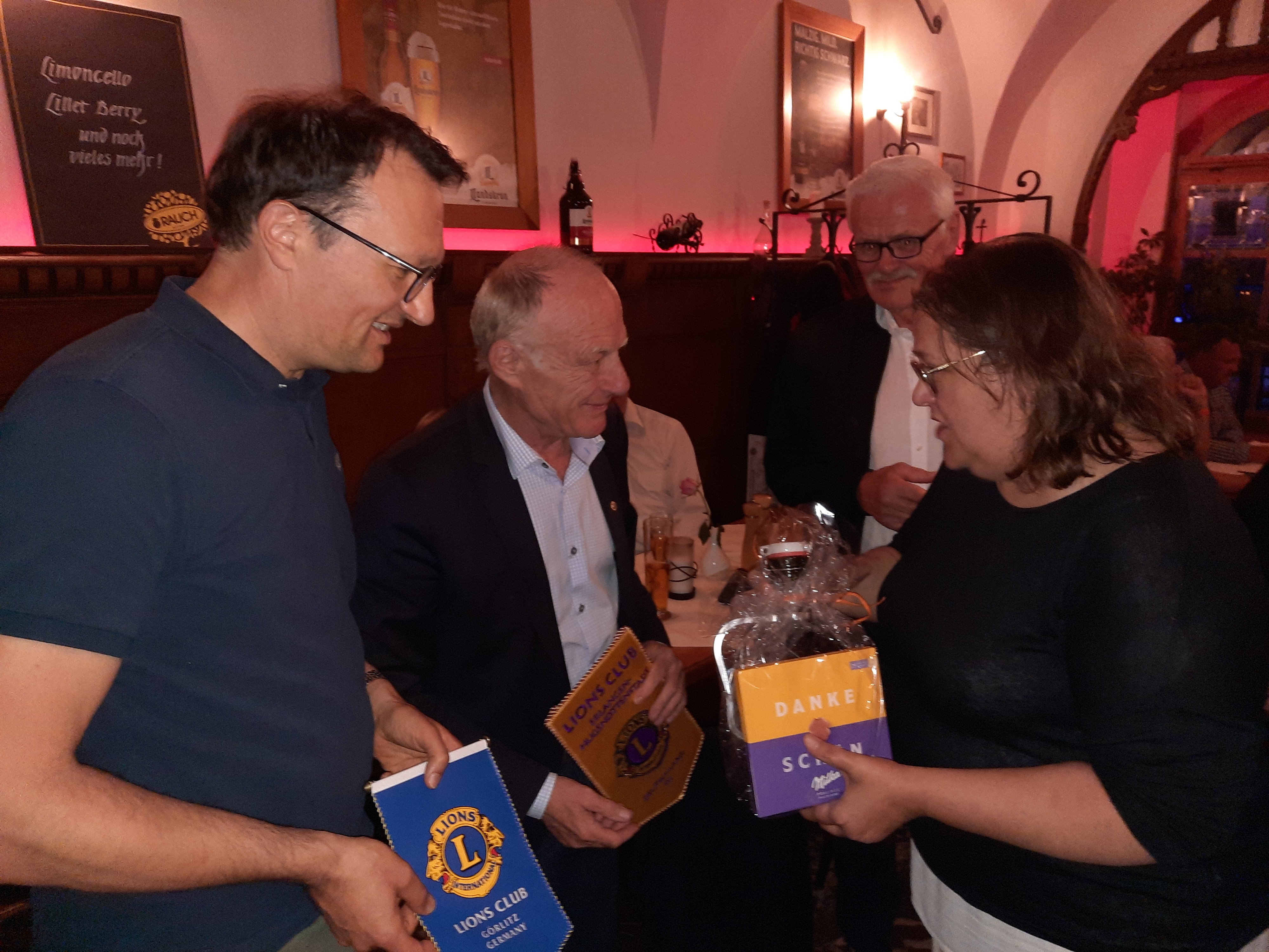 Erlanger und Görlitzer Löwen im „Nachtschmied“ zum gemeinsamen Abendessen und Austausch